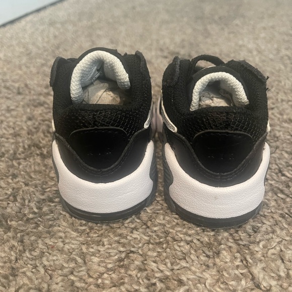 Nike Air Max Excee Dark Grey (TD) - Picture 5 of 7